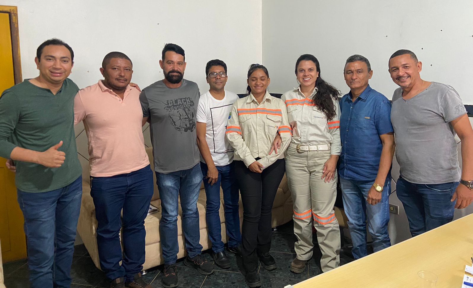 Parlamentares se reunem com representantes da Mineradora Centarus Níquel