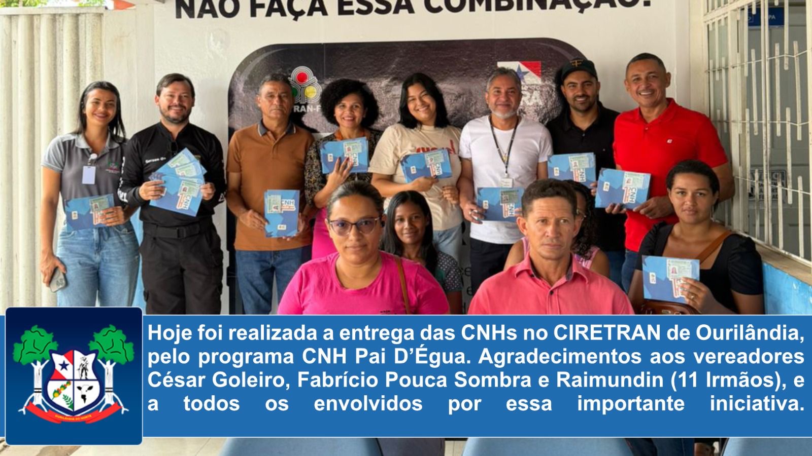 Vereadores participa da entrega CNH no CIRETRAN